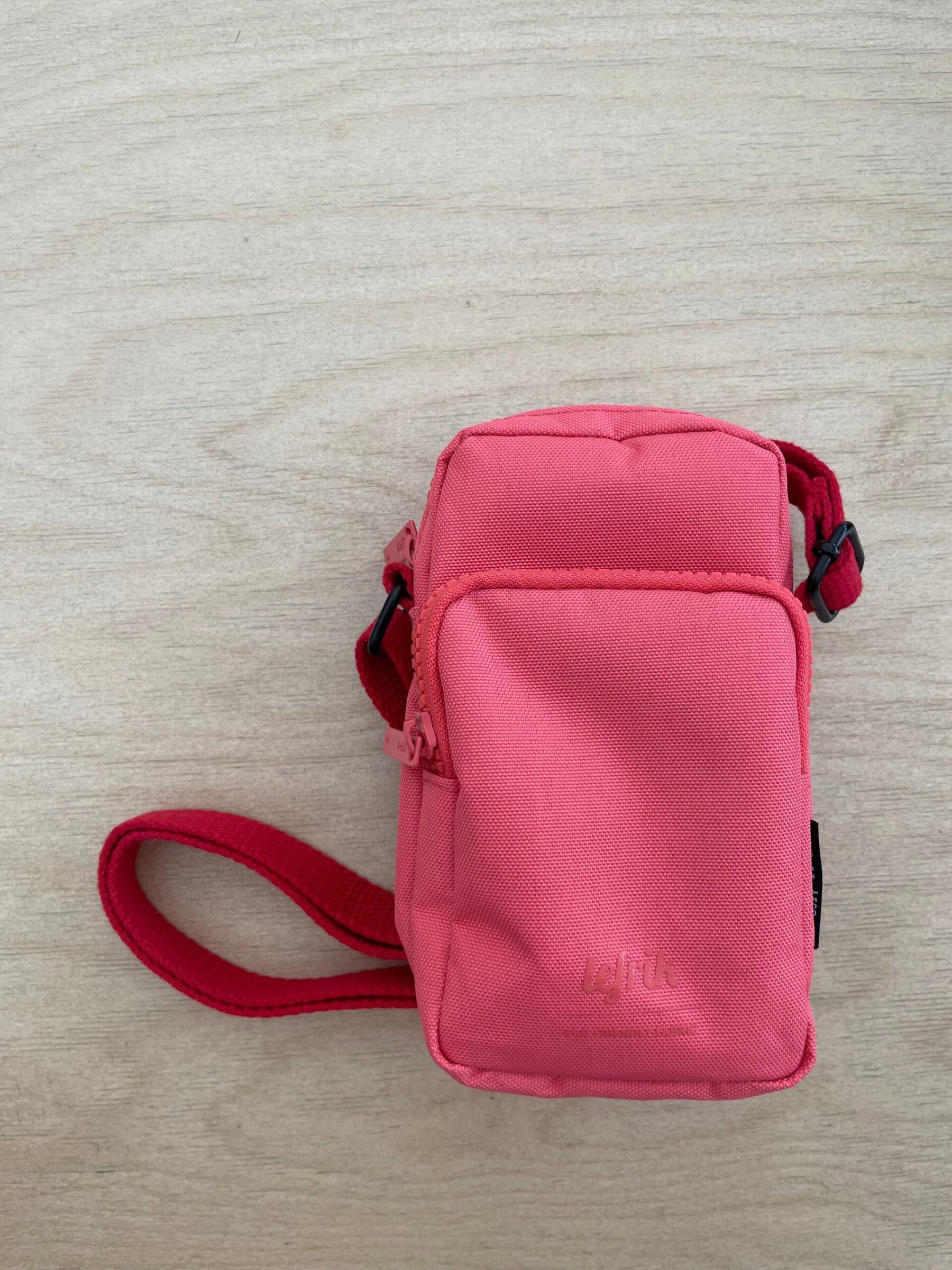 Amsterdam Lush Sample