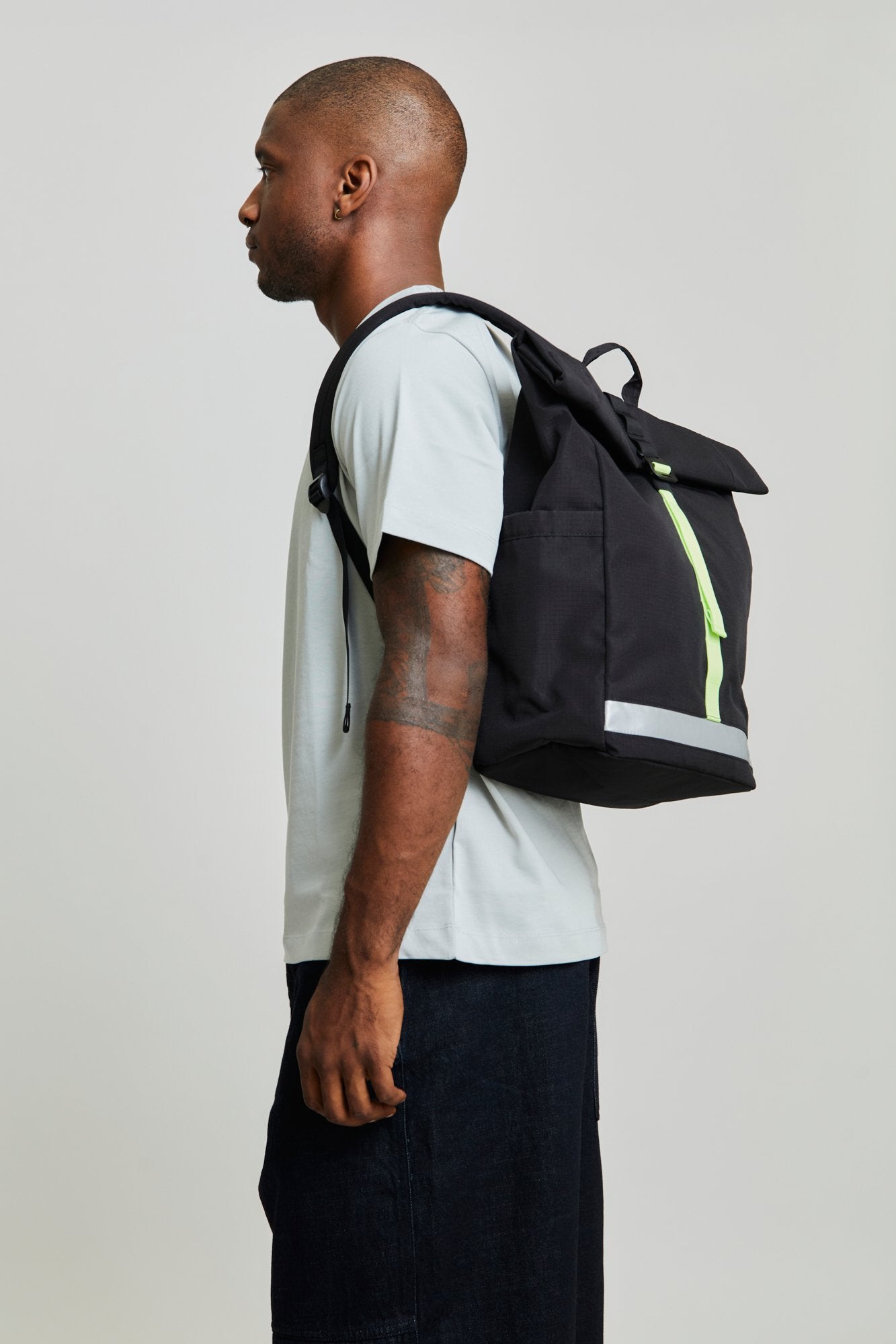 Pack Lars Roll Backpack Black Lime - Imagen 10