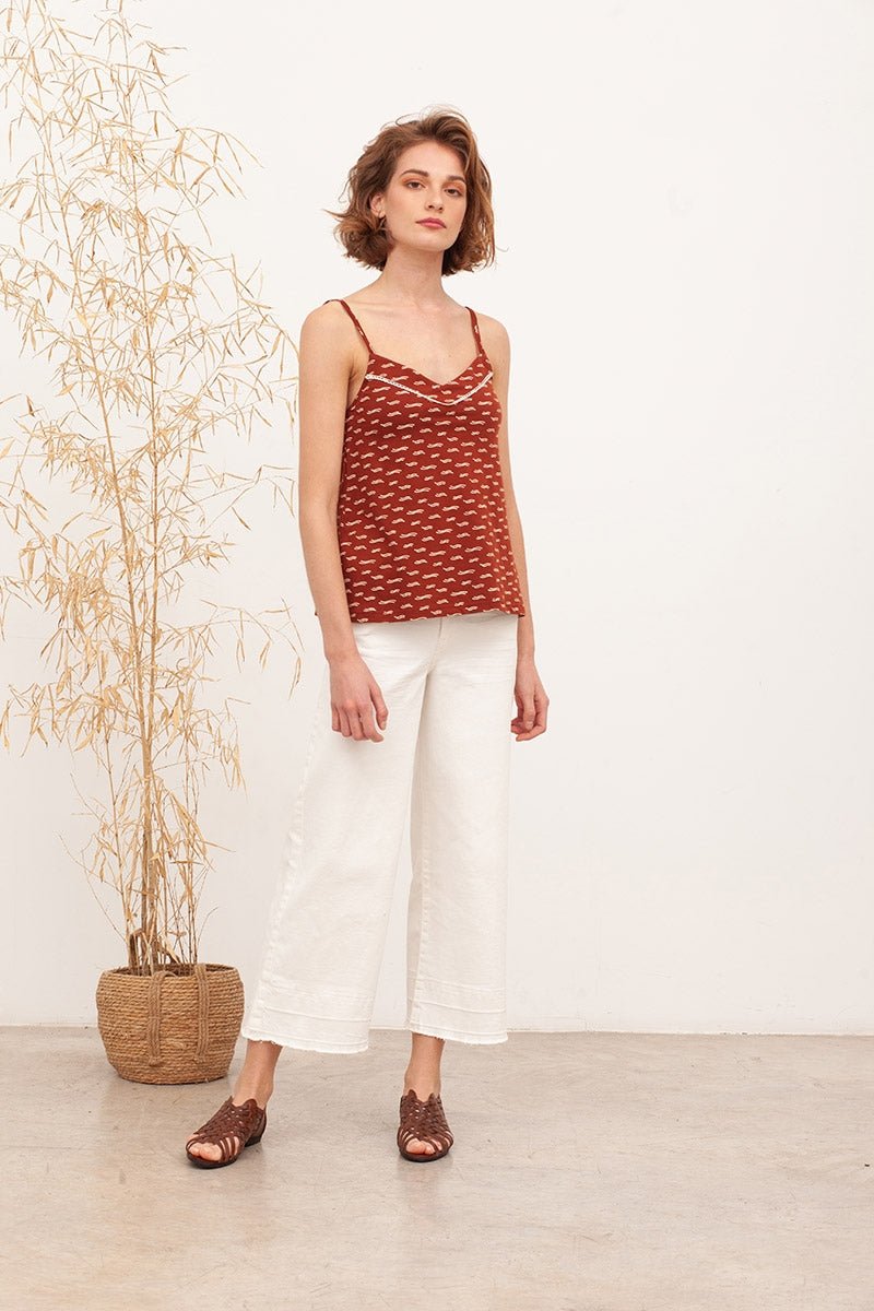 BIBI's sleveless blouse in terracotta