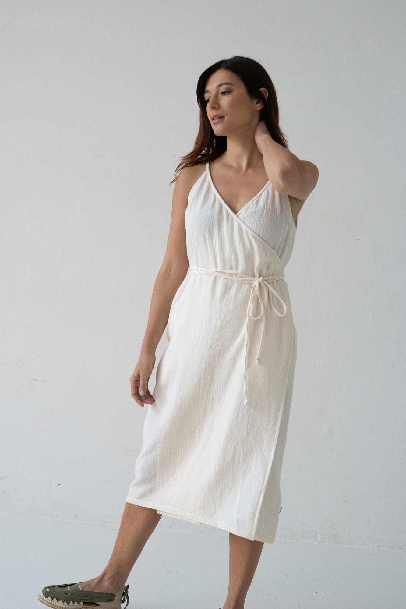 Brielle Beige Strap Dress - Imagen 3