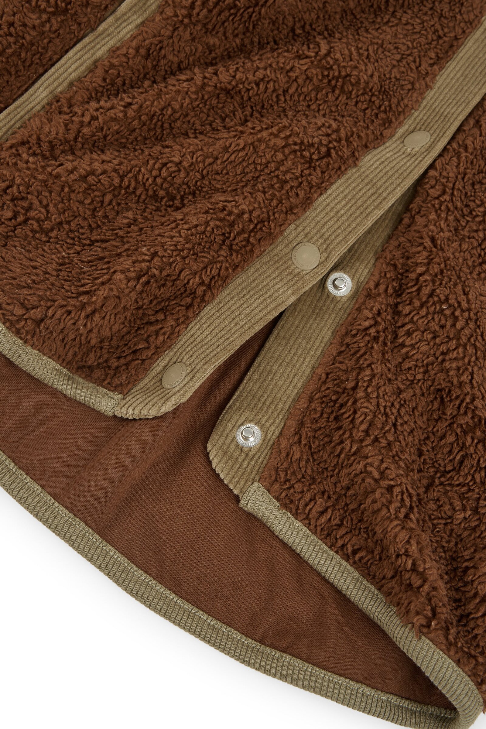 Buttoned Organic Sherpa Jacket In Brown - Imagen 6