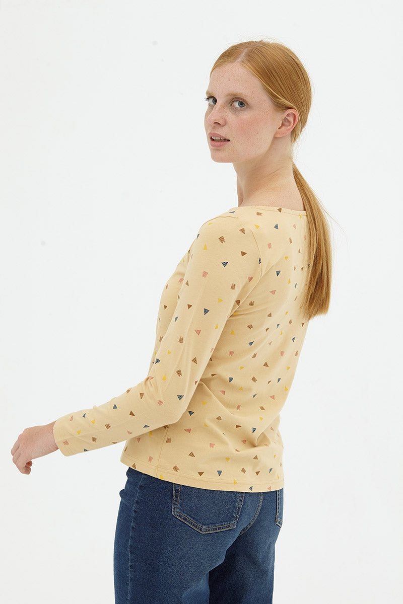 Camiseta básica beige Diana