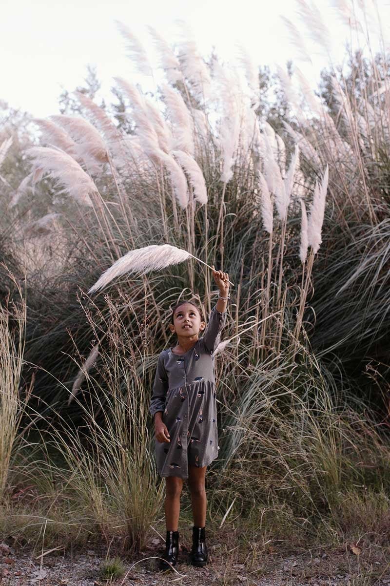 Dress in grey and "Dancing in the cosmos" print - Imagen 2