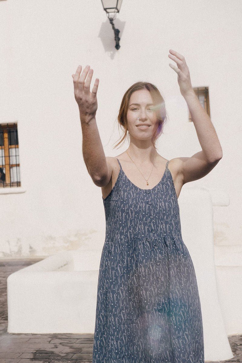 Elma's dress with fog in blue - Imagen 3