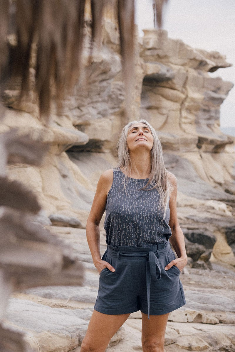 Eneida top with mist in blue