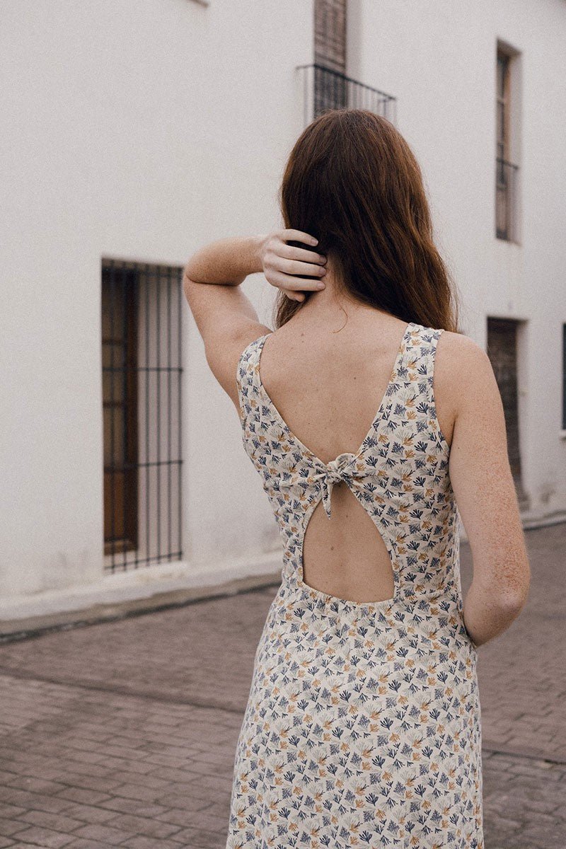 Eva dress with corals in beige - Imagen 2