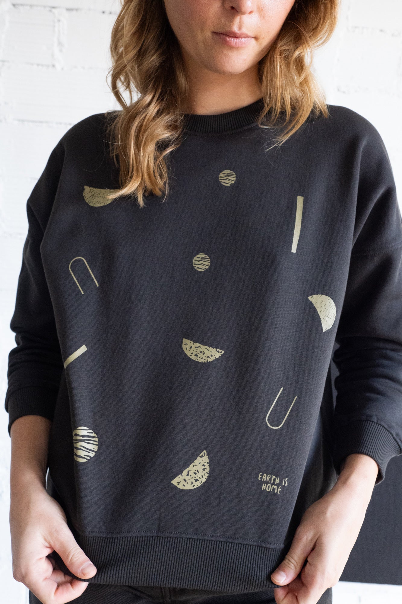 Gabriela sweatshirt eclipse black - Imagen 4