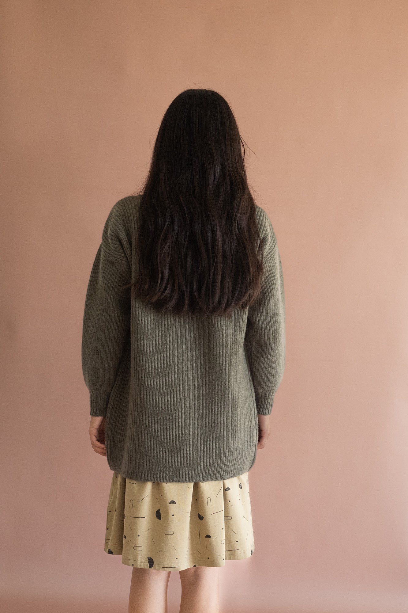 Gonda long cardigan green merino wool - Imagen 5