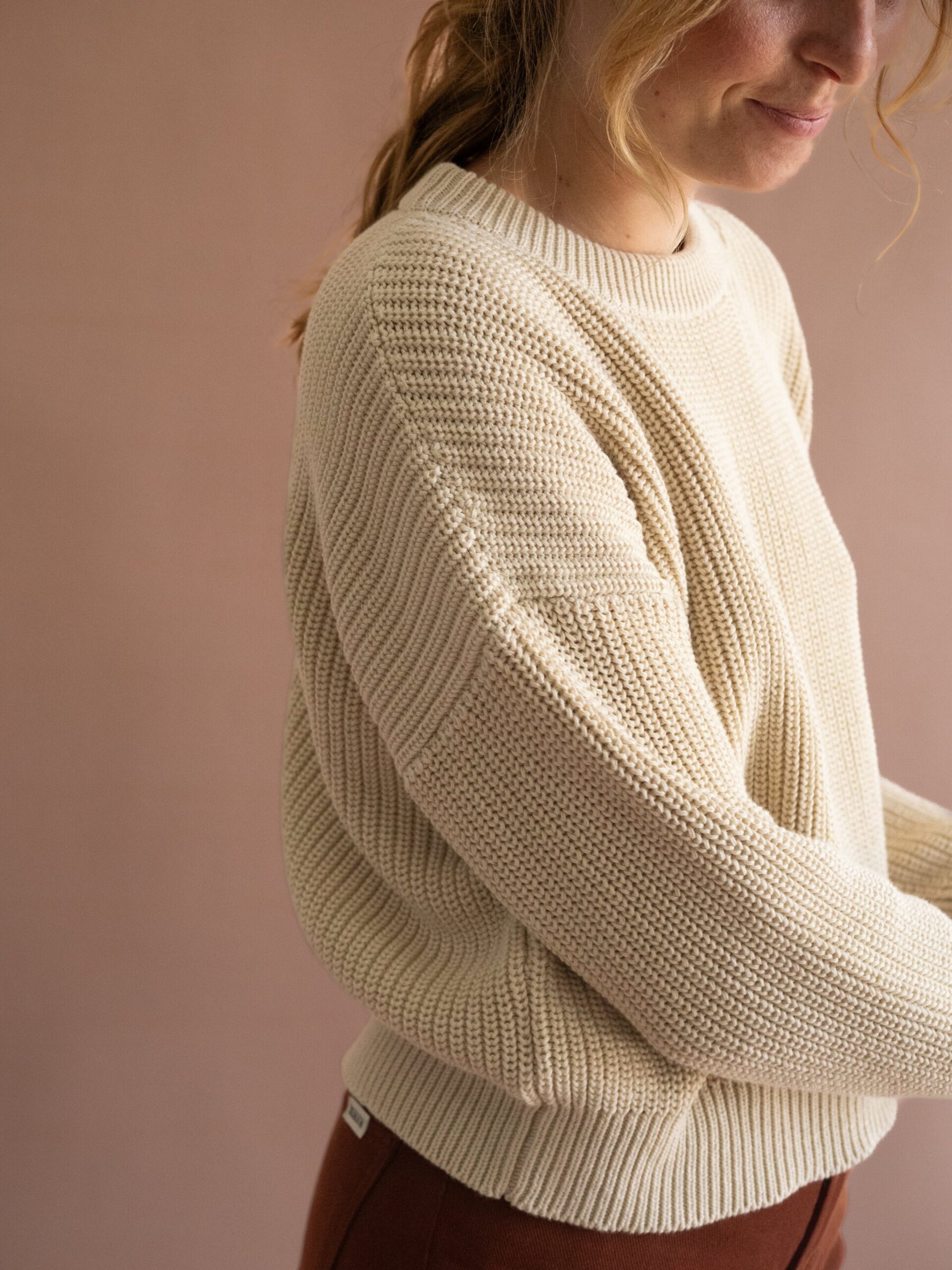 Gyra sweater beige organic cotton - Imagen 5