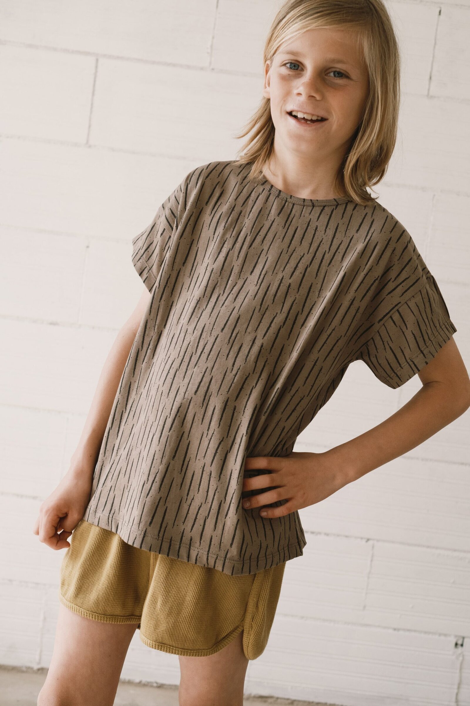 Haco oversized T-shirt in brown bark - Imagen 3
