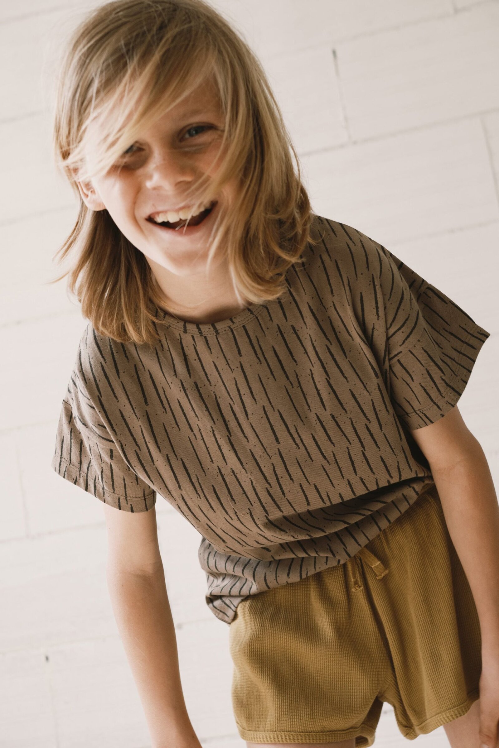 Haco oversized T-shirt in brown bark - Imagen 5