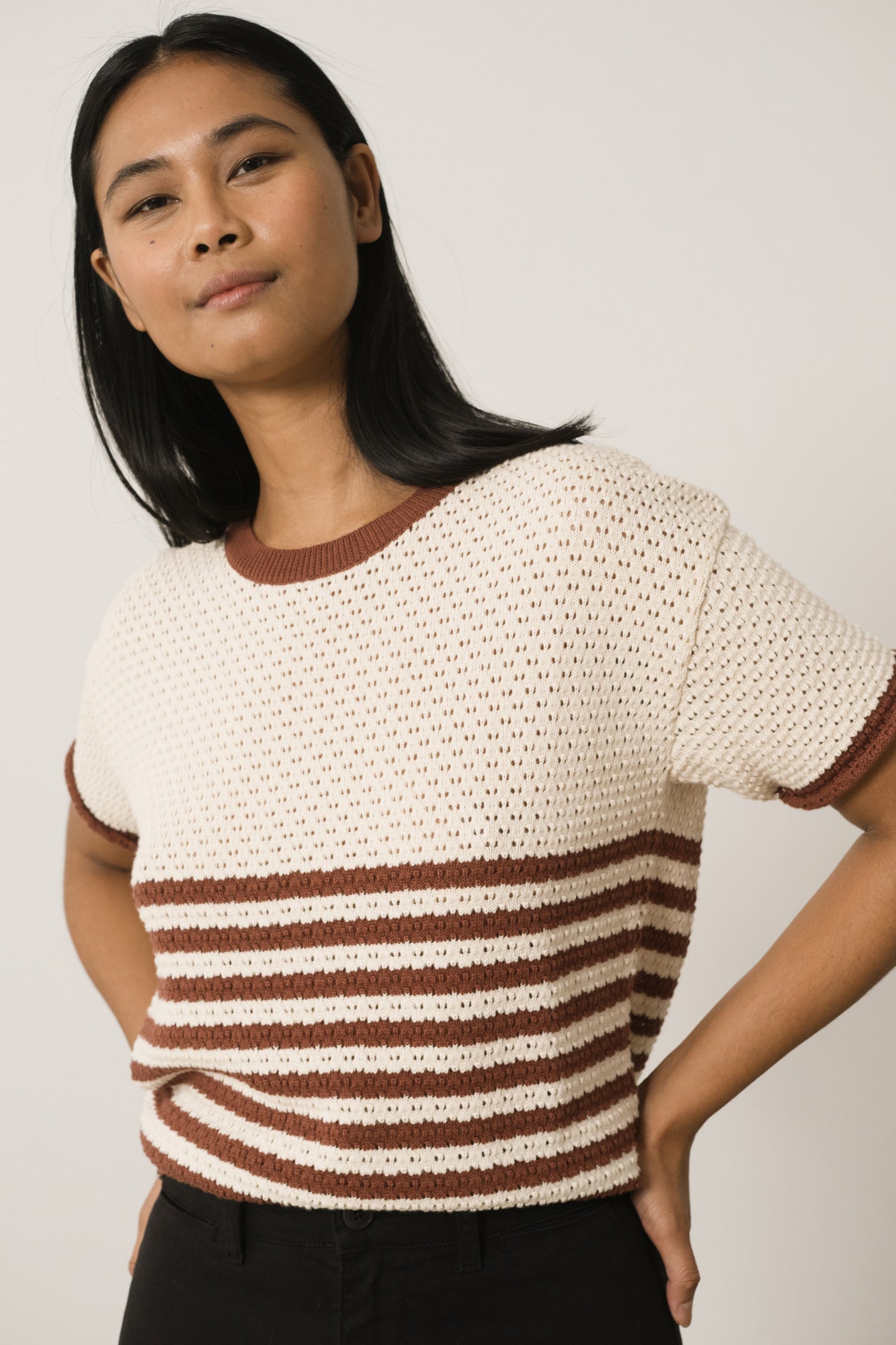 Hadara Short Sleeve Knitted Top With Red Sailor Stripes - Imagen 3