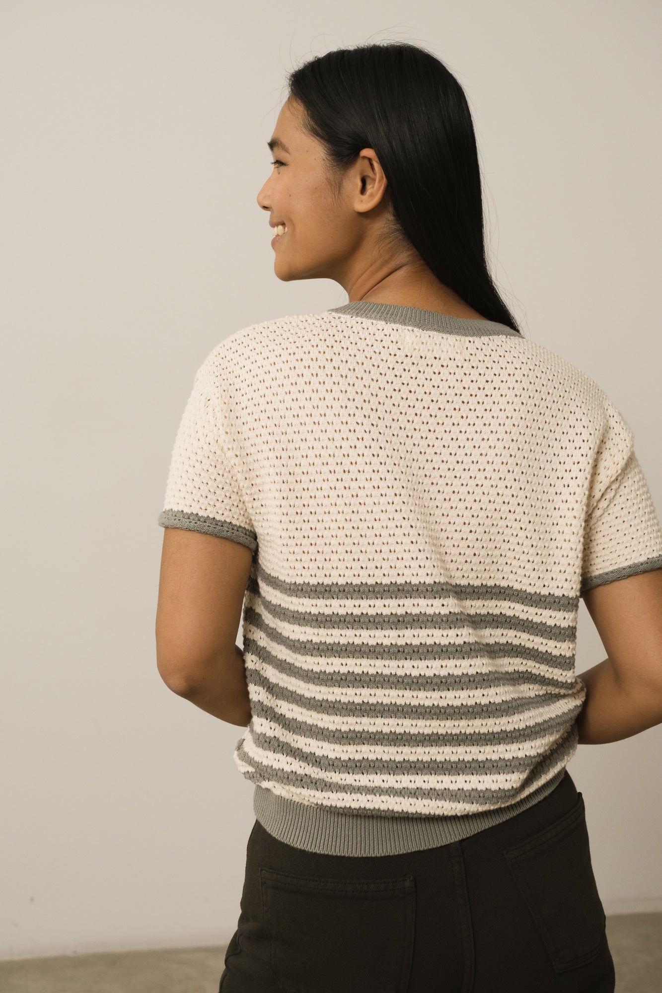 Hadara Short Sleeve Sailor Stripes Knitted Top In Blue - Imagen 4