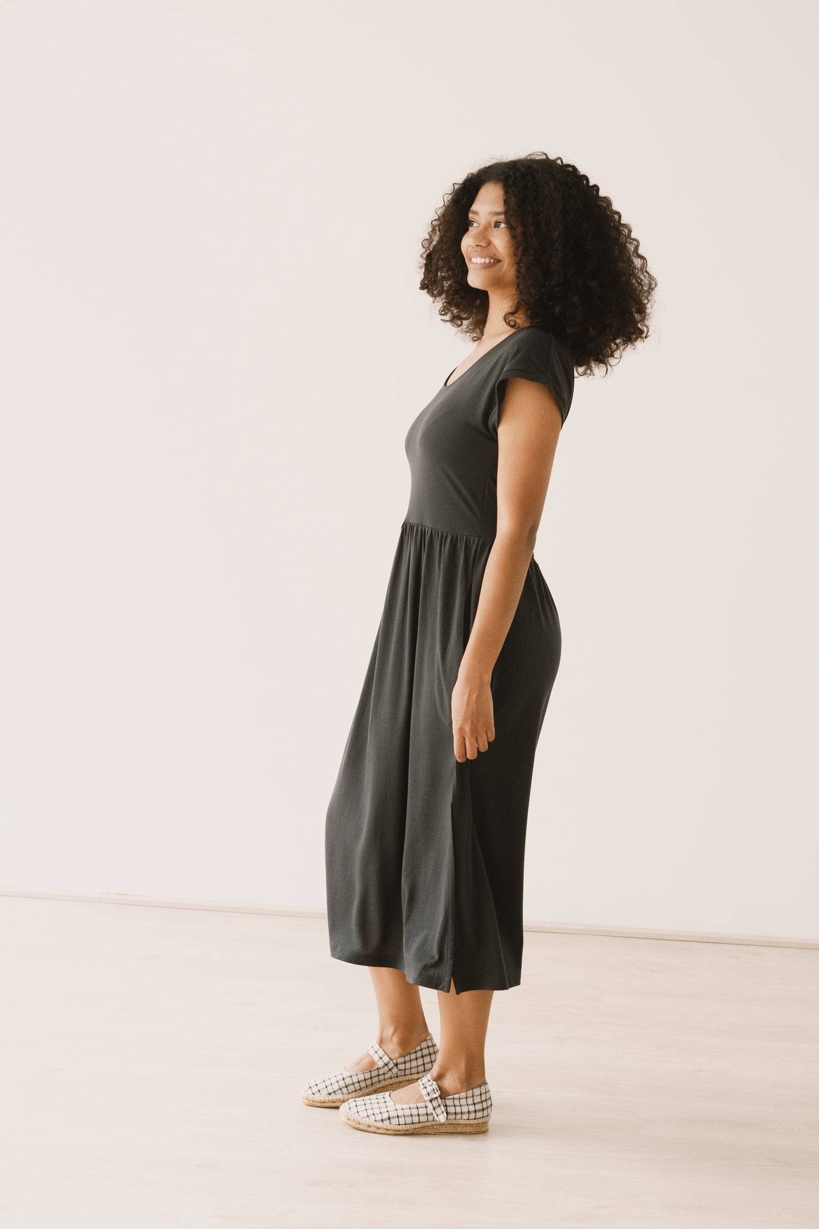 Hanna TENCEL™ long dress in black