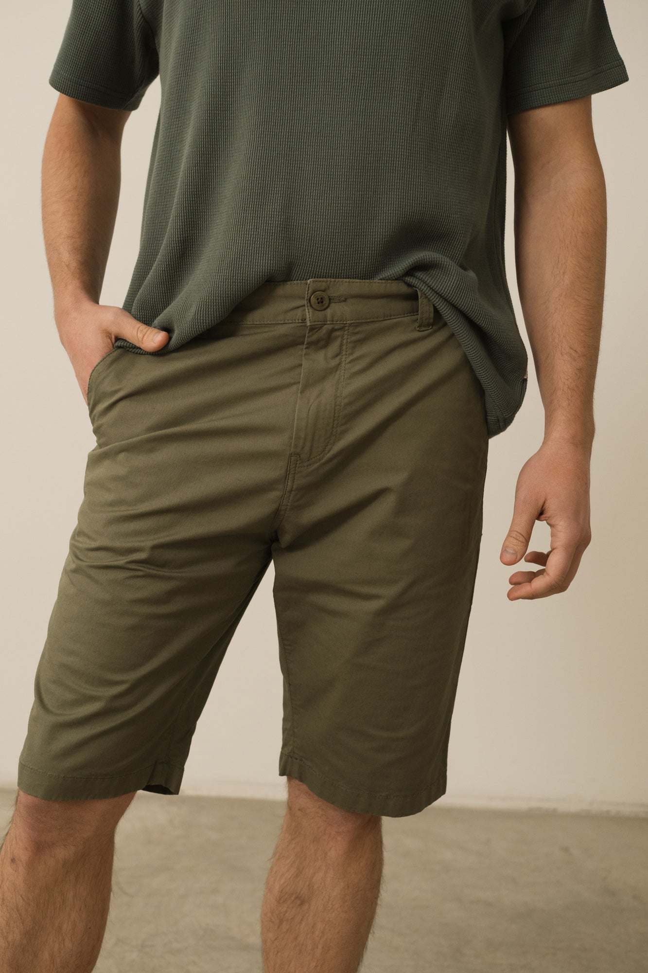 Hans Bermuda Shorts Linen Blend In Green