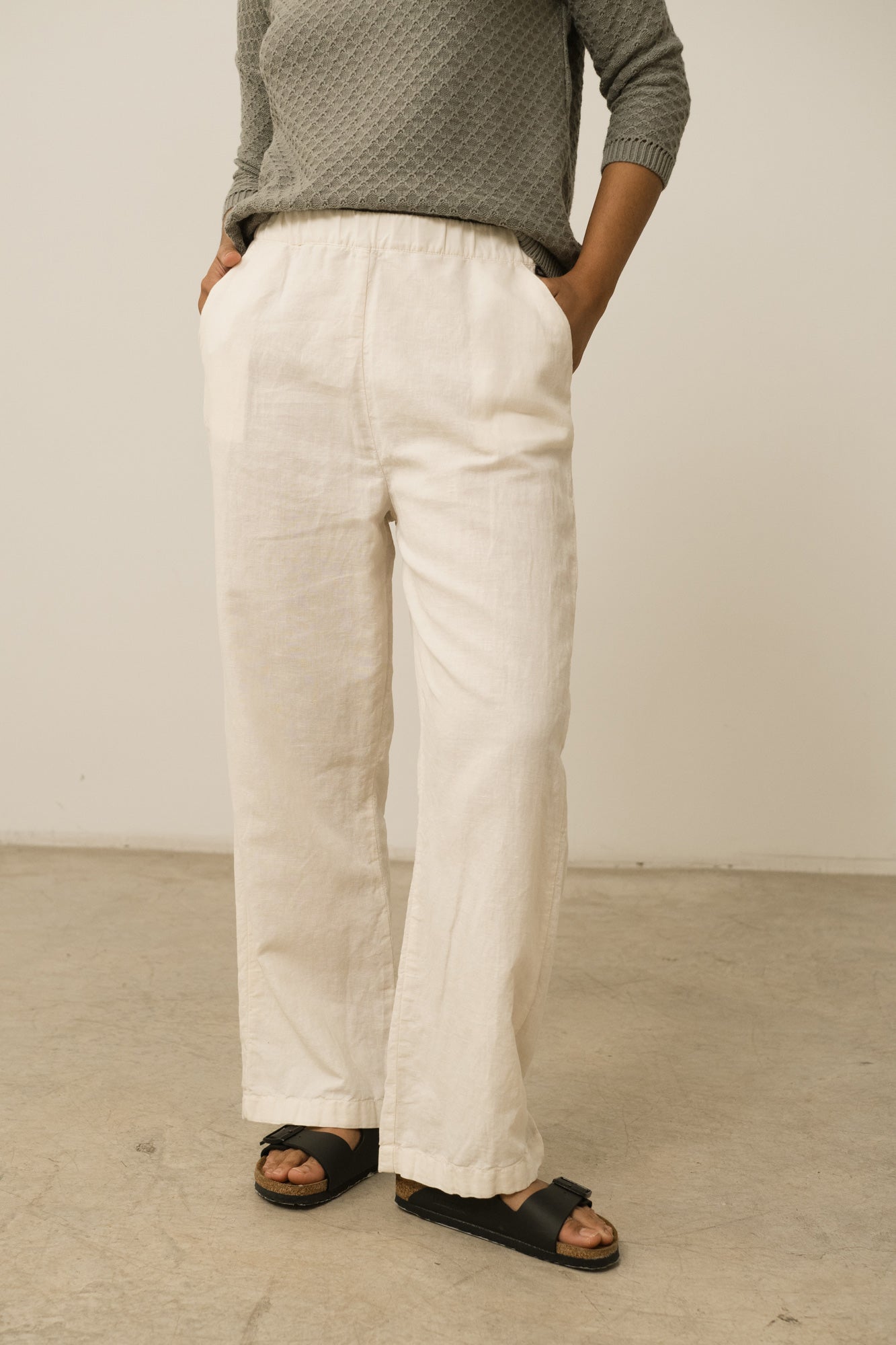 Henna Oversized Linen Blend Pants In White - Imagen 4