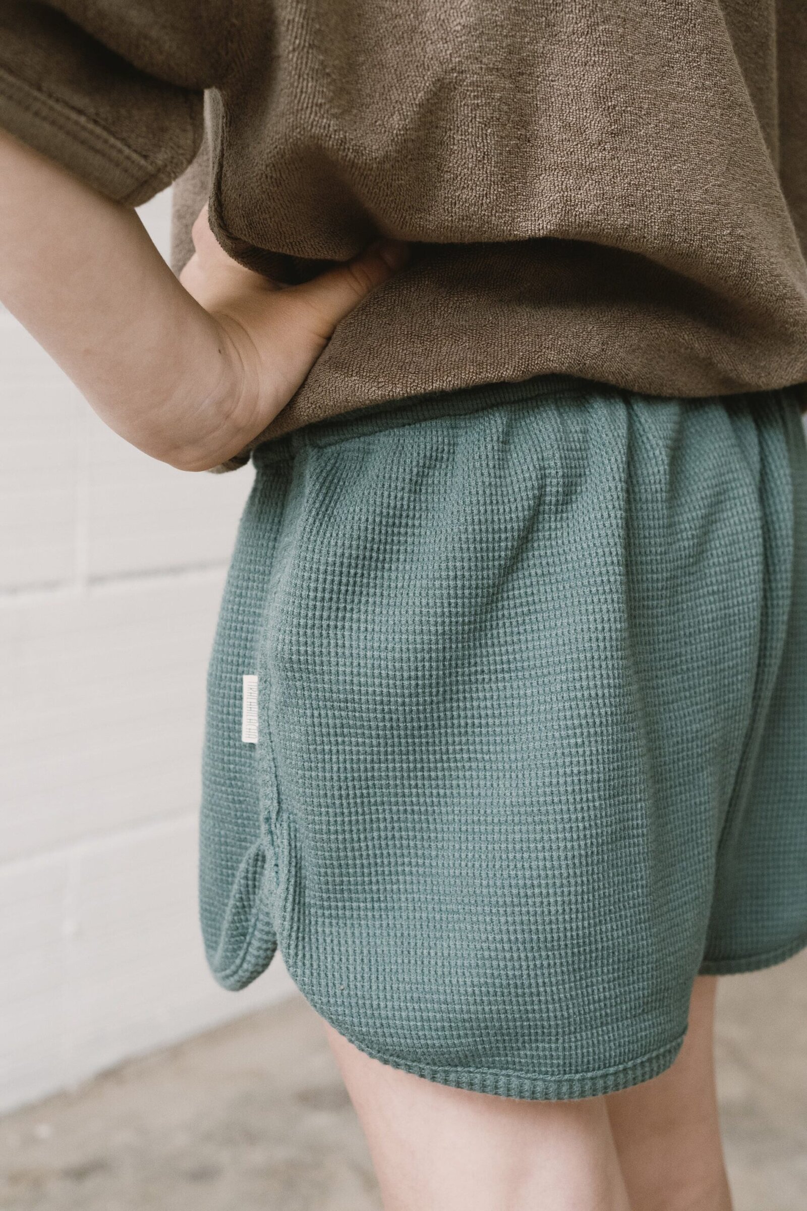 Huali waffle organic cotton shorts in blue - Imagen 5