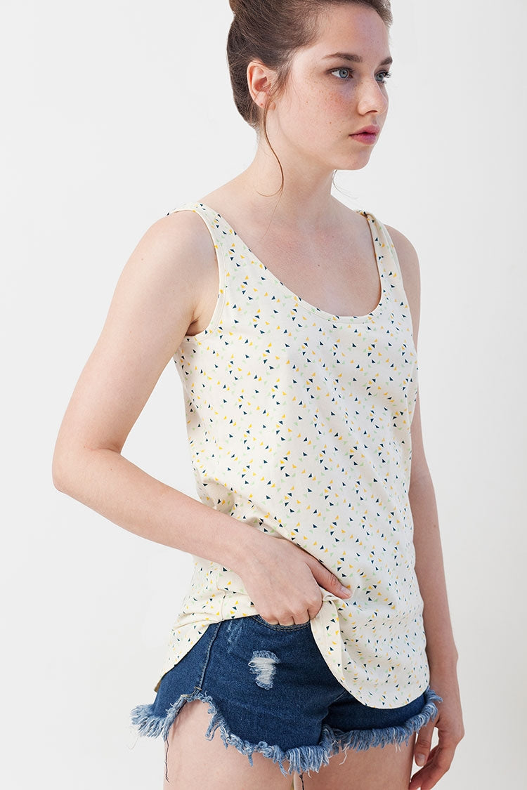 Isabella t-shirt in triangles print