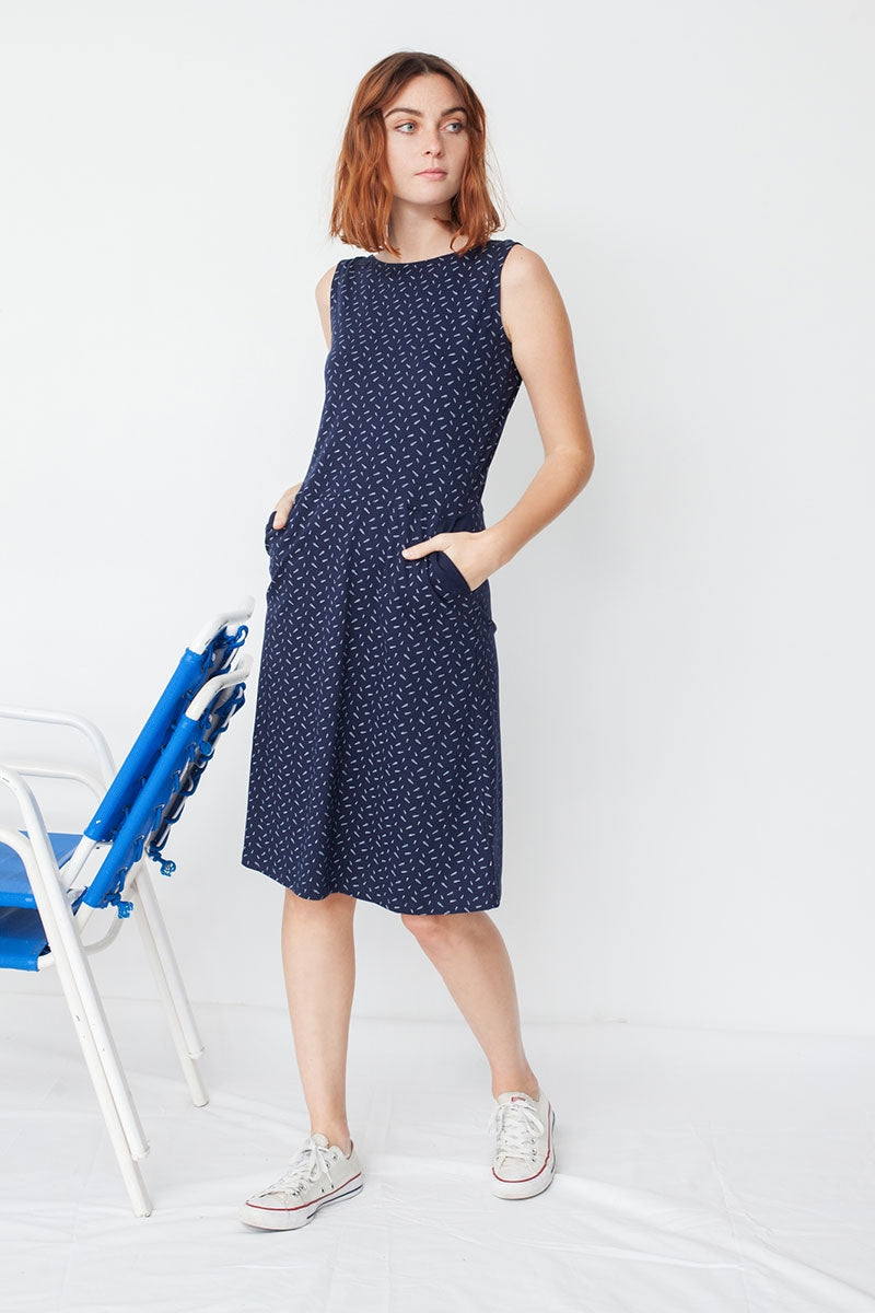 Maya pockets dress in navy blue