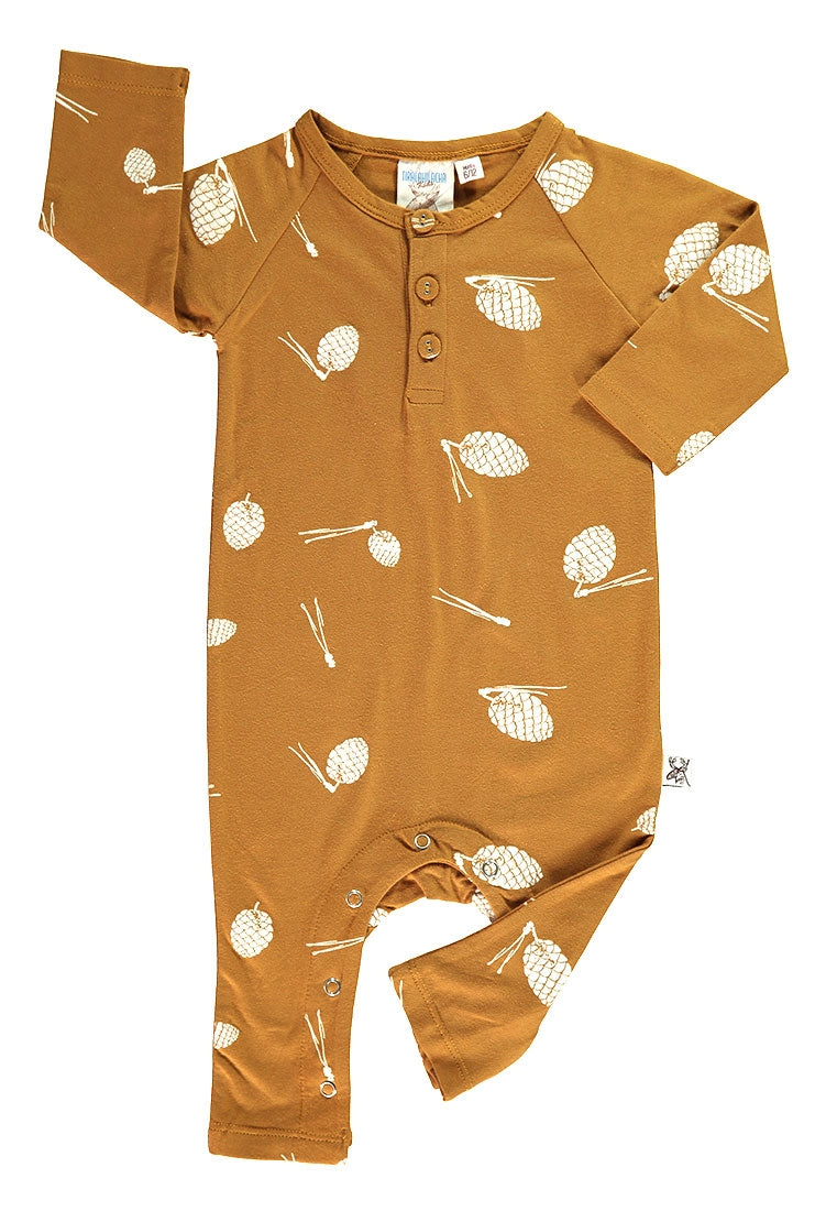 Mono manga larga color mostaza