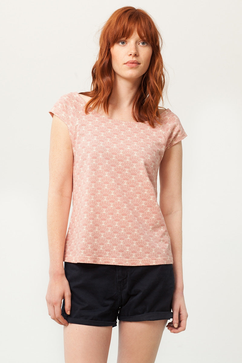 Paola rounded neck t-shirt in salmon and japanese fan print