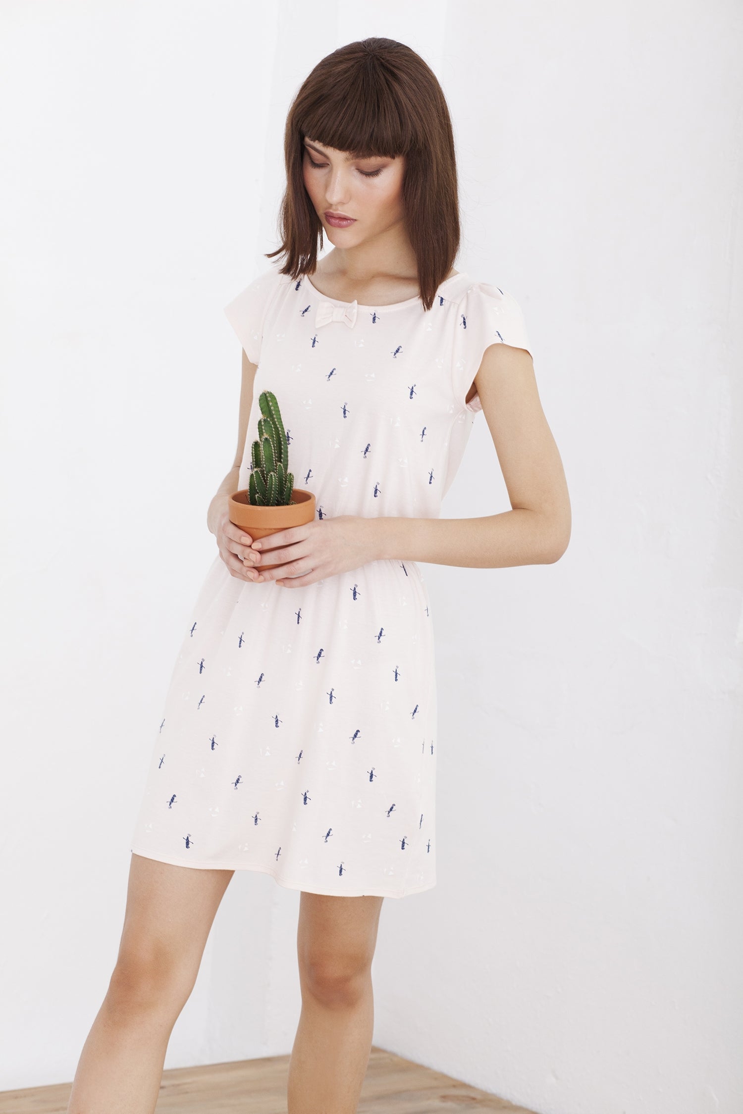 Pink short sleeve Hila dress