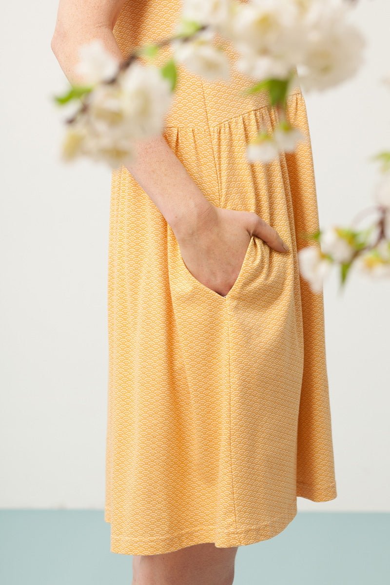 Priscila oversized dress in yellow and japanese print