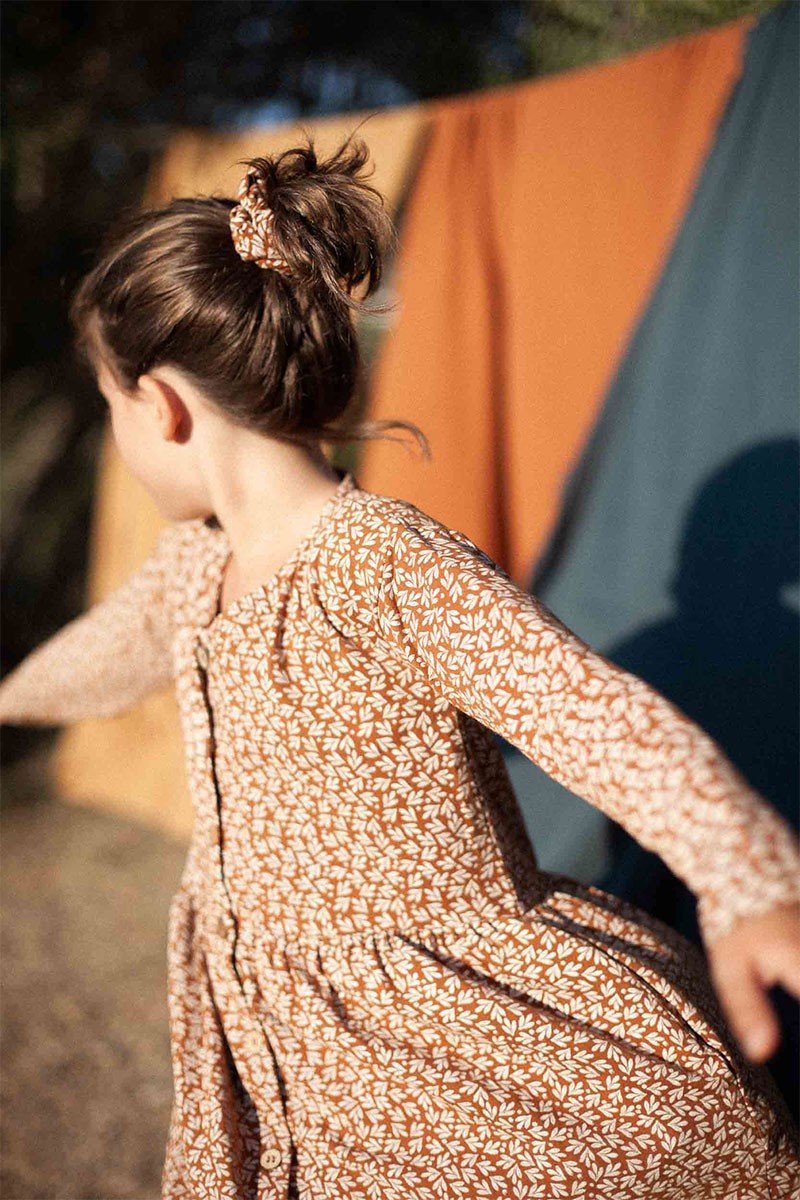 Sabrina dropped shoulder dress in terracotta - Imagen 2