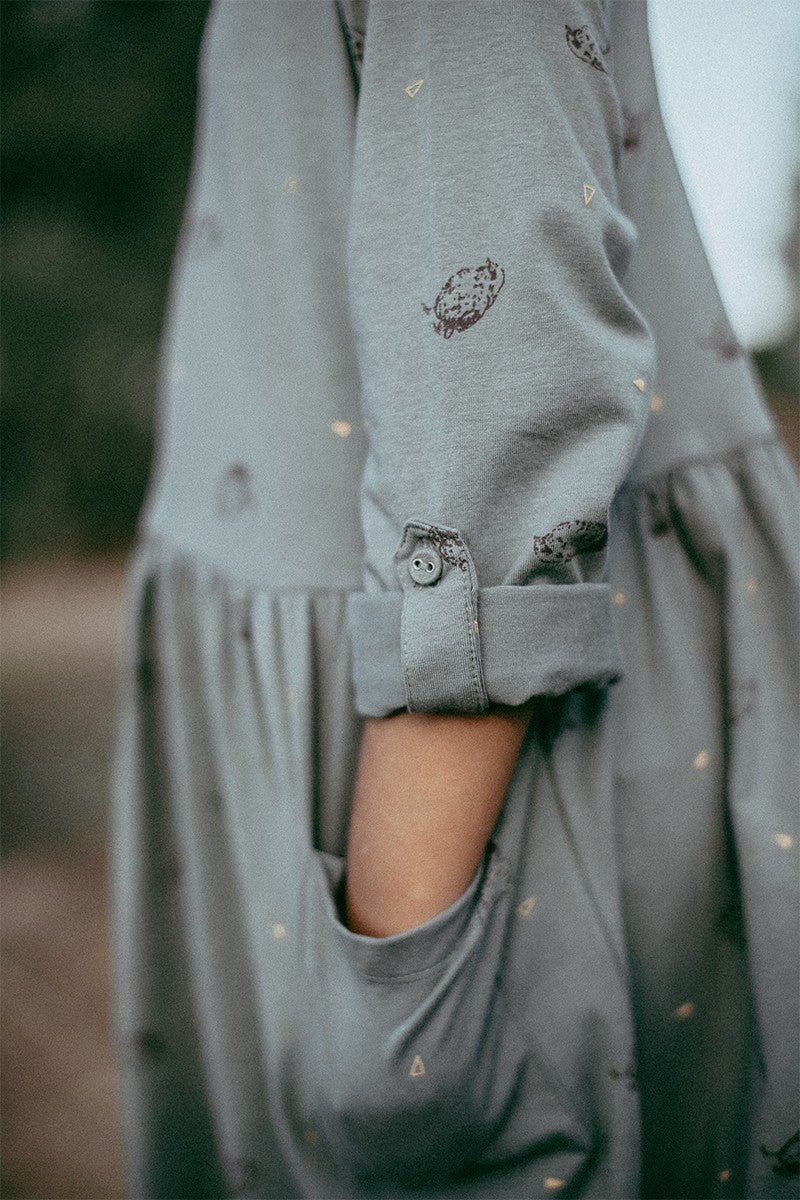 Sally oversize dress with pockets in green - Imagen 5