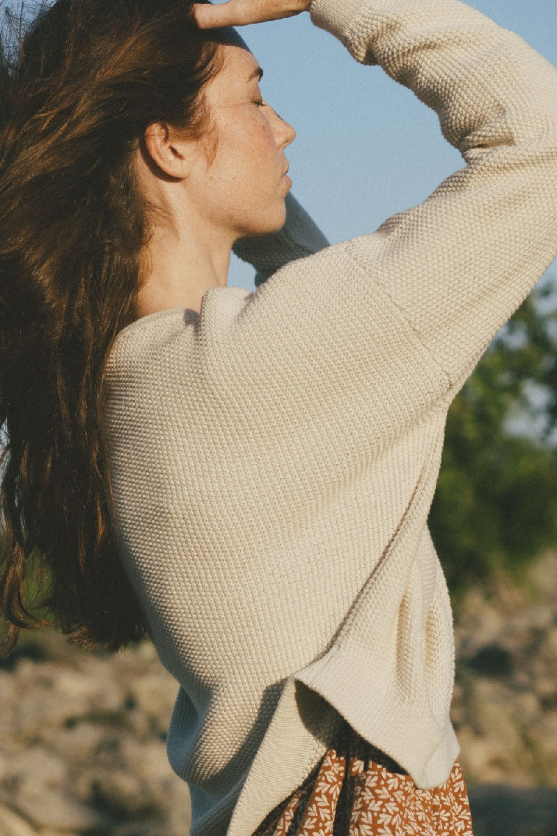 Saori short jumper in beige