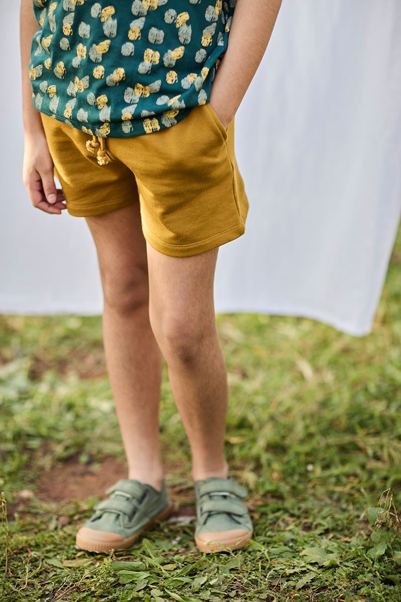 Shorts in mustard 100% organic cotton - Imagen 2