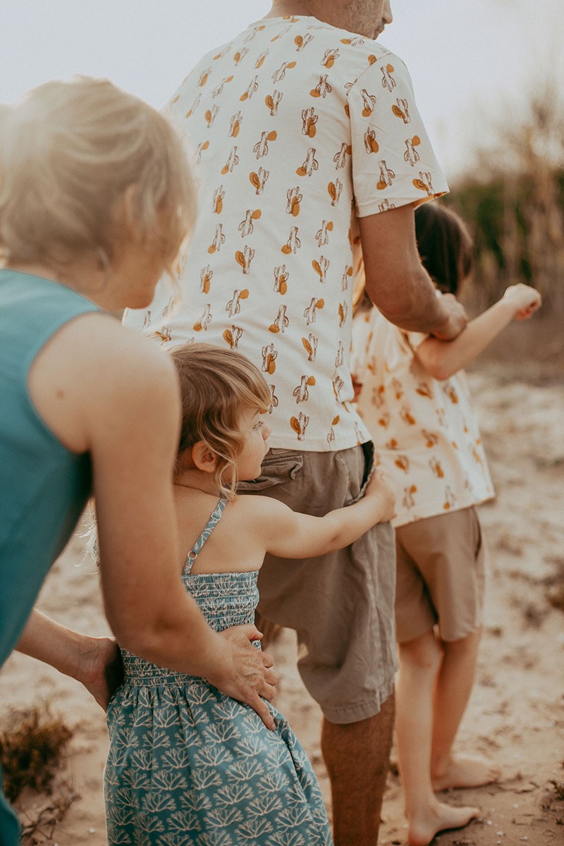 Smocked dress in blue - Imagen 4
