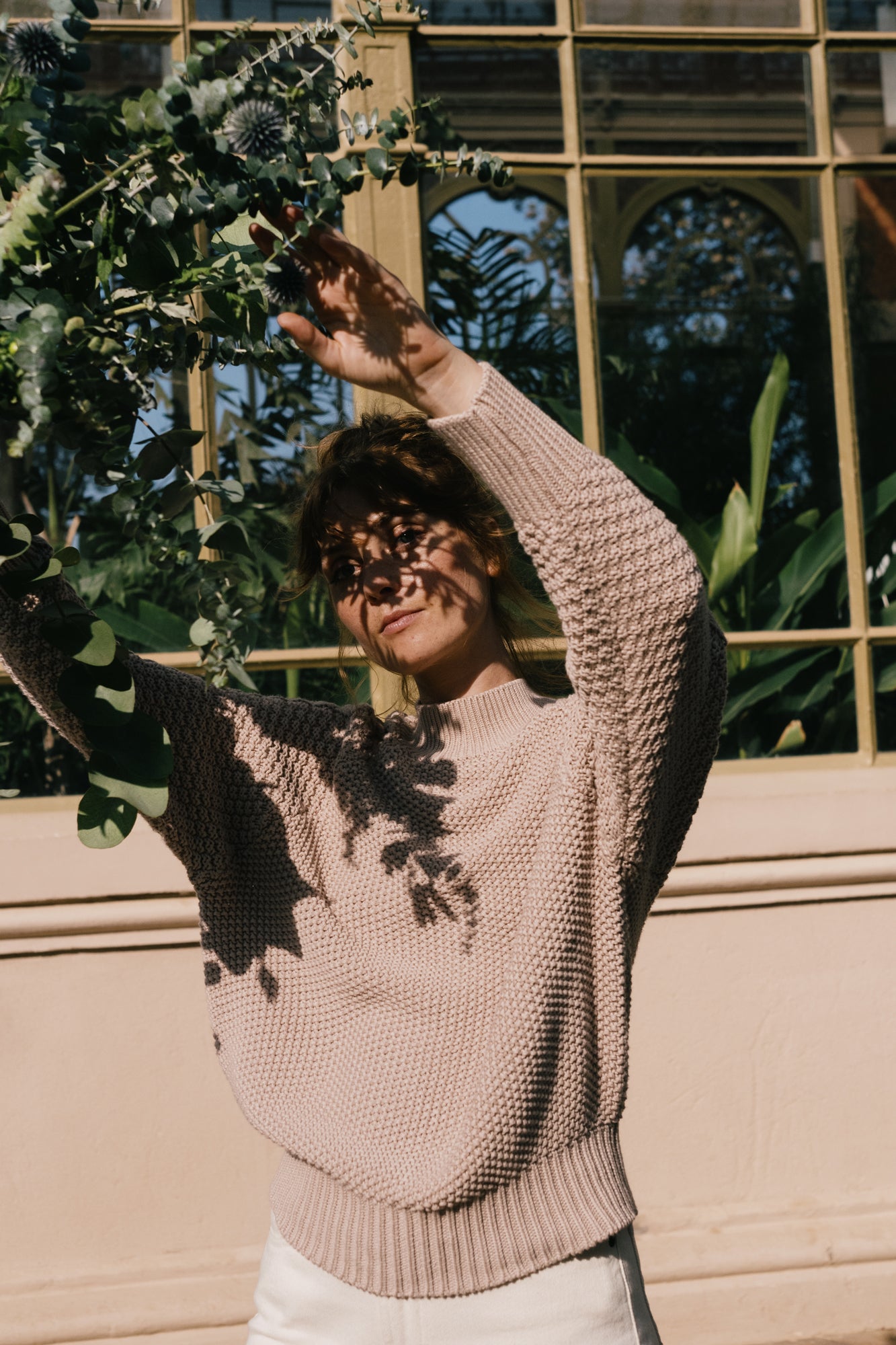 Turner Sweater Organic Cotton in Magnolia White - Imagen 4