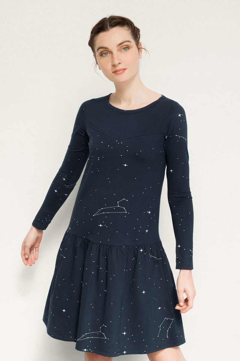 Vestido canesú Naomi estampado constelaciones