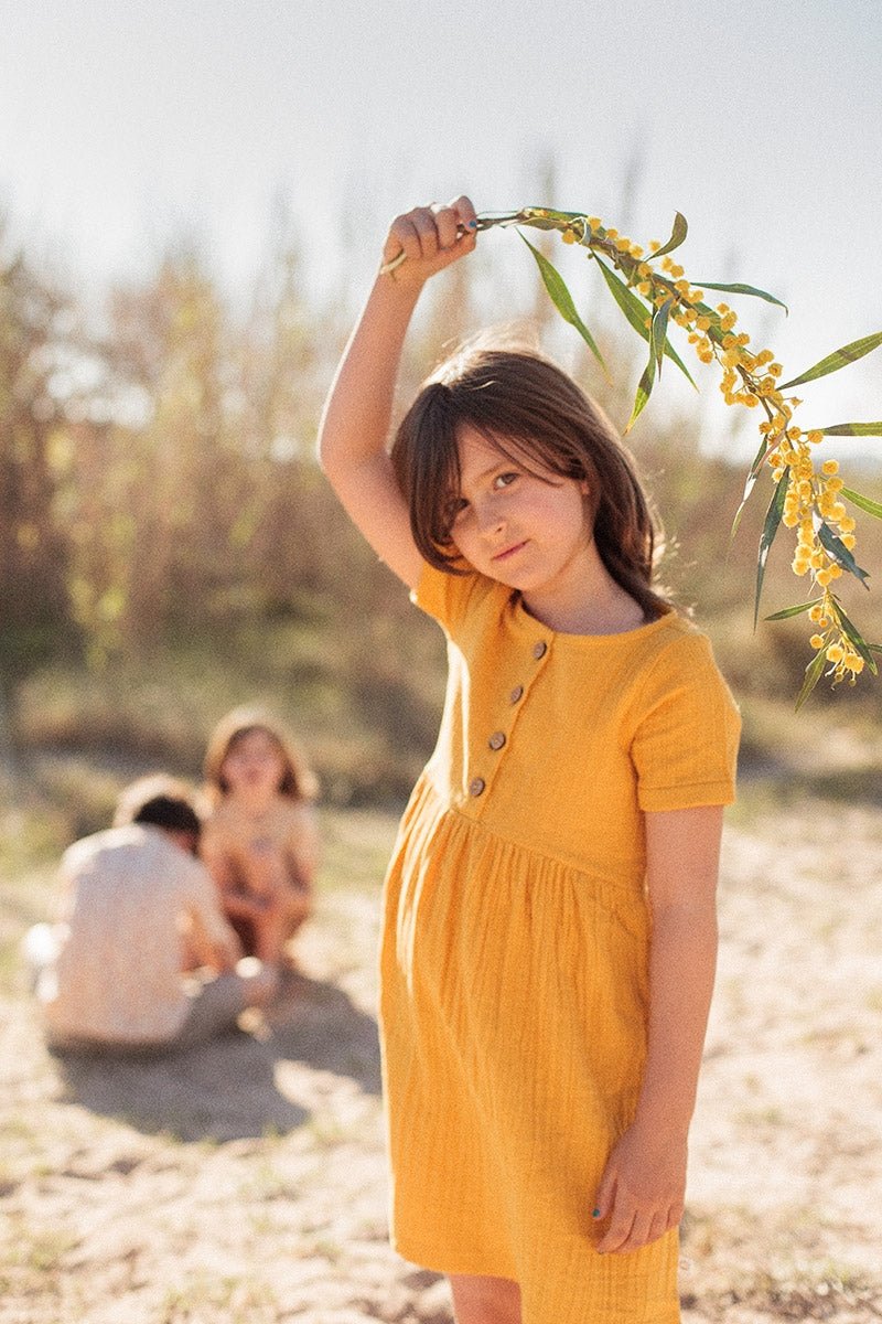 Vestido muselina mostaza - Imagen 4