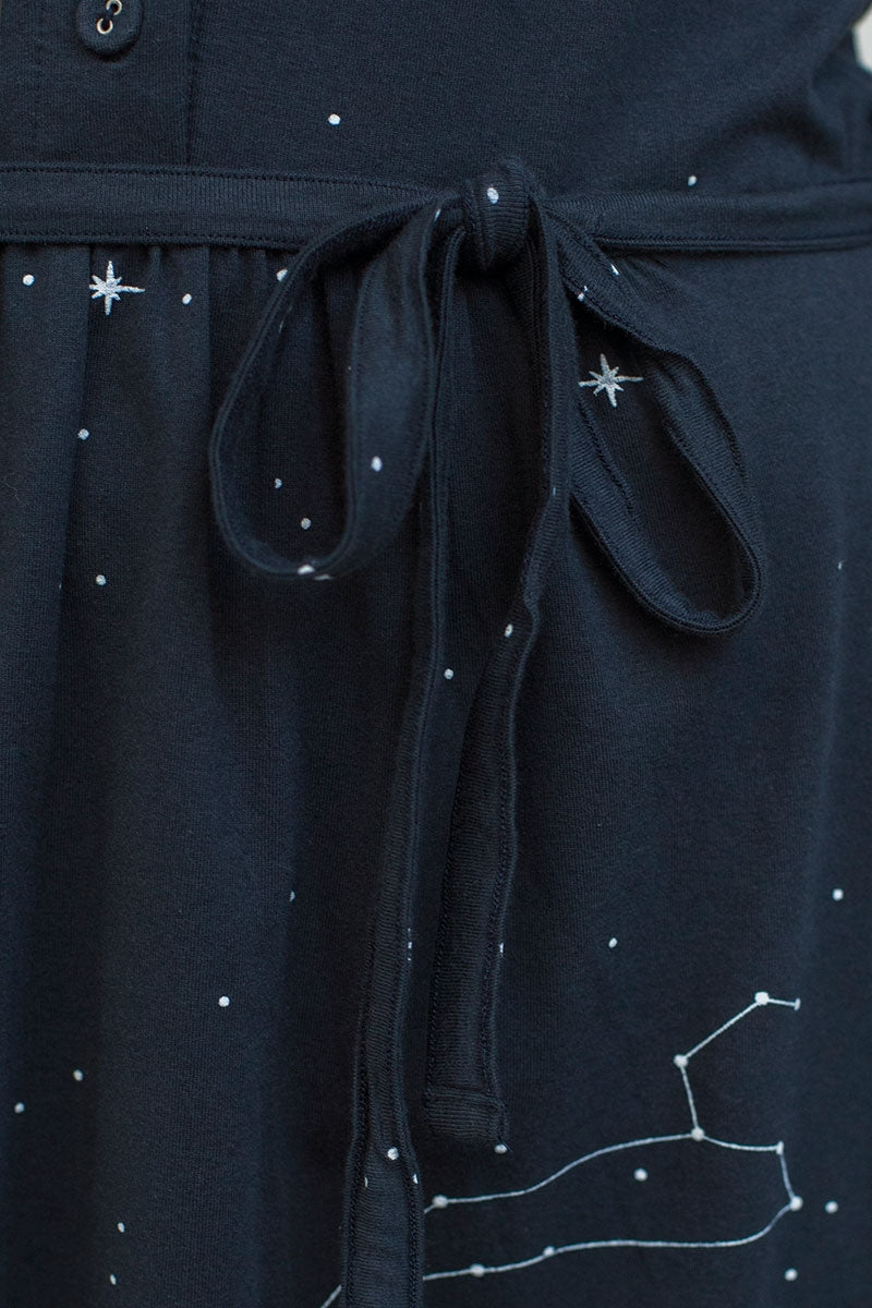 Vestido Noa con botones y estampado constelaciones. - Imagen 3